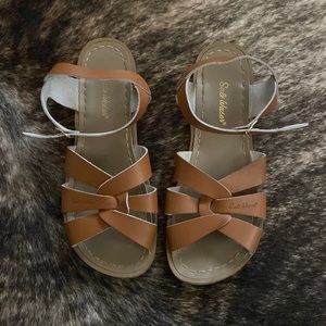 Saltwater sandals